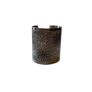 
            
                Load image into Gallery viewer, Isaac Dial Sterling Silver Flower Cuff
            
        